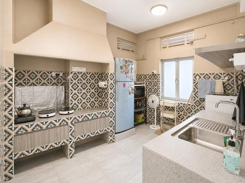 57 Eng Hoon Street, 57 Eng Hoon Street, Alexandra / Commonwealth, 2 Bedrooms, 670 sqft, HDB Flat For Sale, by Juliana Fan, 500257171 - Kitchen - PropertyGuru.com.sg