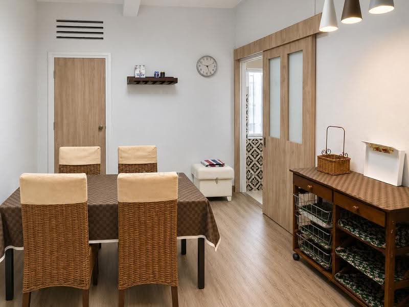 57 Eng Hoon Street, 57 Eng Hoon Street, Alexandra / Commonwealth, 2 Bedrooms, 670 sqft, HDB Flat For Sale, by Juliana Fan, 500257171 - Dining Room - PropertyGuru.com.sg
