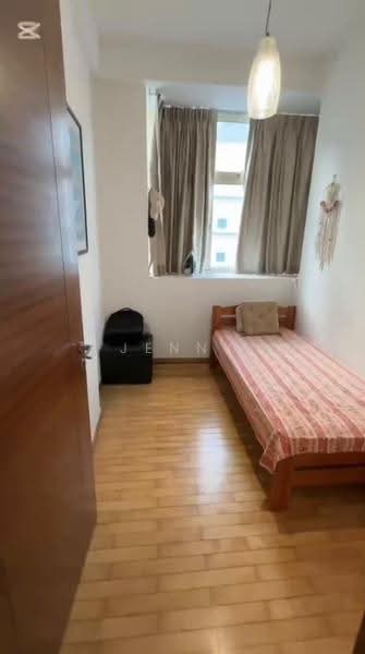Mandale Heights, 45 Mandalay Road, Newton / Novena, 2 Bedrooms, 764 sqft, Apartment For Rent, by Jenny Ong, 500257175 - Bedroom - PropertyGuru.com.sg