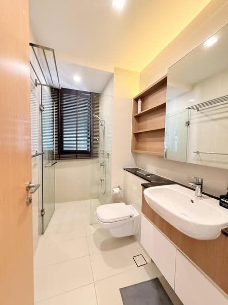 The Trilinq, 28A Jalan Lempeng, Buona Vista / West Coast / Clementi New Town, 3 Bedrooms, 936 sqft, Condominium For Rent, by Joy Toh, 500257176 - Bathroom - PropertyGuru.com.sg