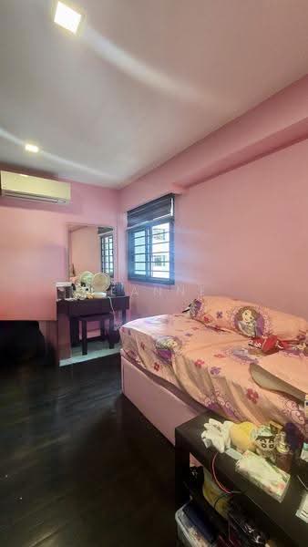 111A Depot Road, 111A Depot Road, Harbourfront / Telok Blangah, 3 Bedrooms, 1,249 sqft, HDB Flat For Sale, by LeAnne Lee 李姝瑩, 500257202 - Bedroom - PropertyGuru.com.sg