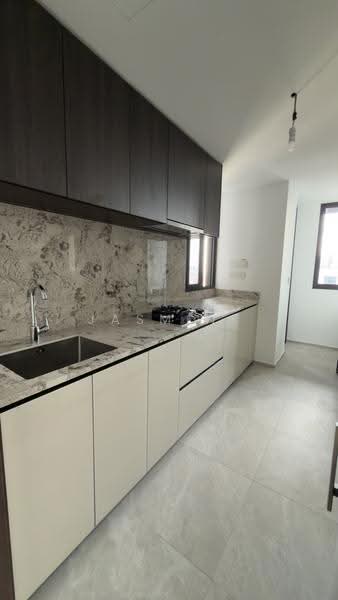 Tembusu Grand, 96 Jalan Tembusu, East Coast / Marine Parade, 4 Bedrooms, 1,173 sqft, Condominium For Sale, by Jasmine Chen, 500257204 - Kitchen - PropertyGuru.com.sg