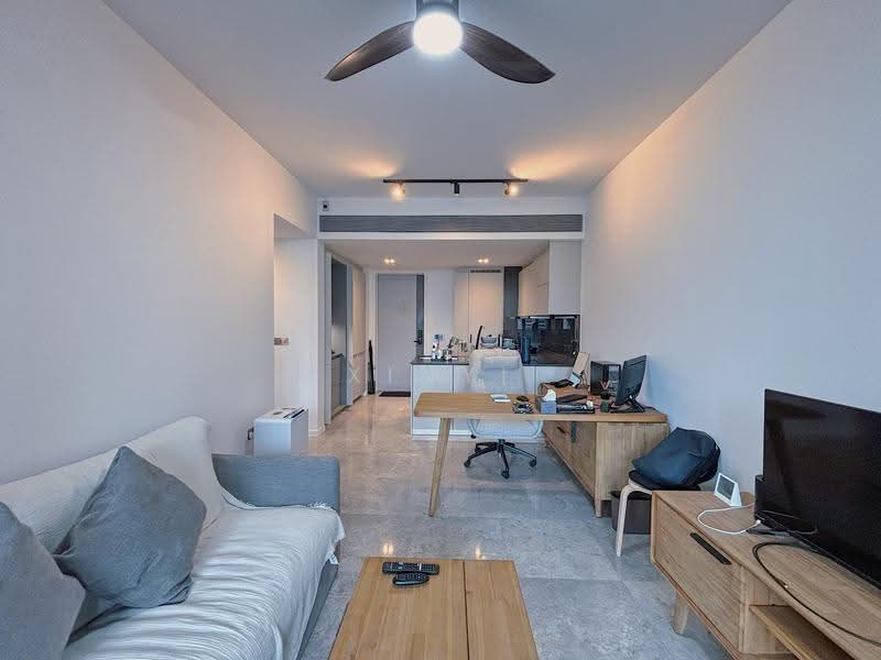 Riviere, 3 Jiak Kim Street, Alexandra / Commonwealth, 2 Bedrooms, 818 sqft, Condominium For Sale, by Xinyi Ho 何欣倚, 500257205 - Living Room - PropertyGuru.com.sg