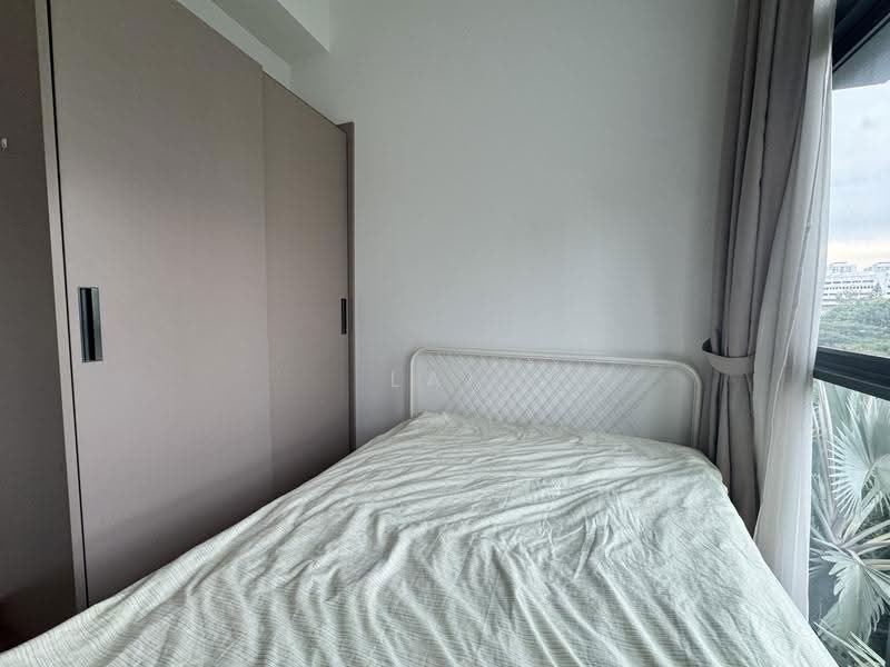 J Gateway, 6 Gateway Drive, Boon Lay / Jurong / Tuas, 2 Bedrooms, 743 sqft, Condominium For Rent, by Lai Kong Fei, 500257209 - Bedroom - PropertyGuru.com.sg