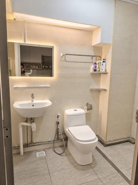 301B Anchorvale Drive, 301B Anchorvale Drive, Hougang / Punggol / Sengkang, Room Rental, 200 sqft, HDB Flat For Rent, by Alex Lee, 500257230 - Bathroom - PropertyGuru.com.sg
