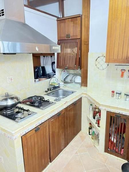 211 Bukit Batok Street 21, 211 Bukit Batok Street 21, Dairy Farm / Bukit Panjang / Choa Chu Kang, 3 Bedrooms, 1,119 sqft, HDB Flat For Sale, by Alan Liu, 500257239 - Kitchen - PropertyGuru.com.sg