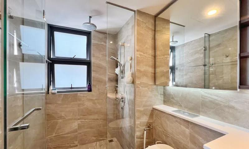 Lake Grande, 8 Jurong Lake Link, Boon Lay / Jurong / Tuas, 2 Bedrooms, 775 sqft, Condominium For Rent, by Isaac Lin, 500257252 - Bathroom - PropertyGuru.com.sg