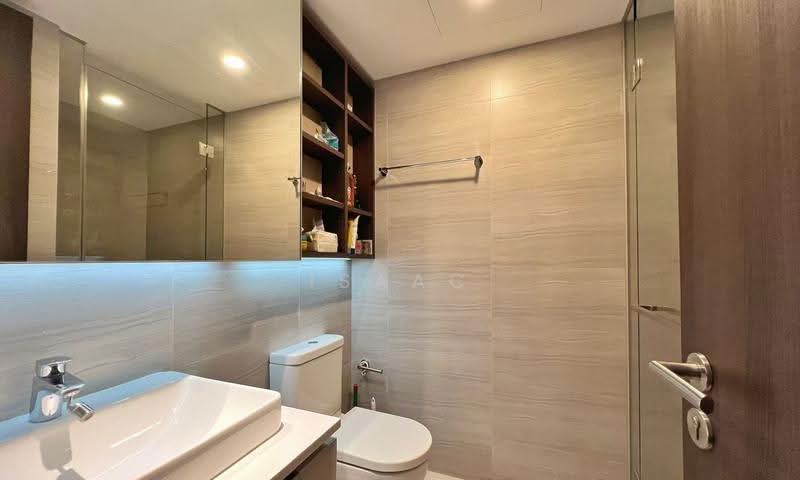 Lake Grande, 8 Jurong Lake Link, Boon Lay / Jurong / Tuas, 2 Bedrooms, 775 sqft, Condominium For Rent, by Isaac Lin, 500257252 - Bathroom - PropertyGuru.com.sg