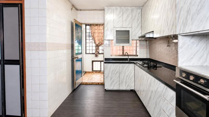 732 Jurong West Street 73, 732 Jurong West Street 73, Boon Lay / Jurong / Tuas, 4 Bedrooms, 1,324 sqft, HDB Flat For Sale, by Jerez Amsyar, 500257254 - Kitchen - PropertyGuru.com.sg