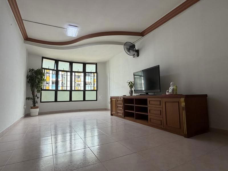 13 Upper Boon Keng Road, 13 Upper Boon Keng Road, Eunos / Geylang / Paya Lebar, 3 Bedrooms, 1,098 sqft, HDB Flat For Sale, by Ken Lim, 500257268 - Living Room - PropertyGuru.com.sg