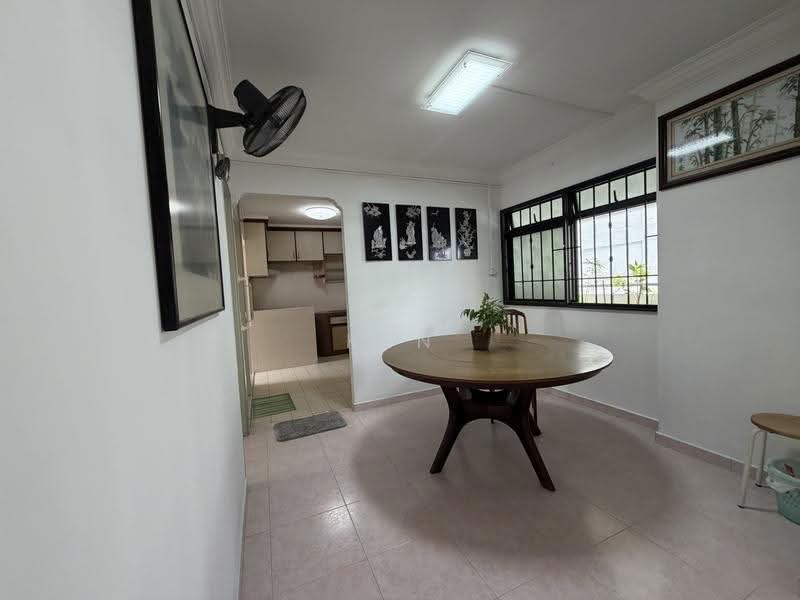 13 Upper Boon Keng Road, 13 Upper Boon Keng Road, Eunos / Geylang / Paya Lebar, 3 Bedrooms, 1,098 sqft, HDB Flat For Sale, by Ken Lim, 500257268 - Dining Room - PropertyGuru.com.sg