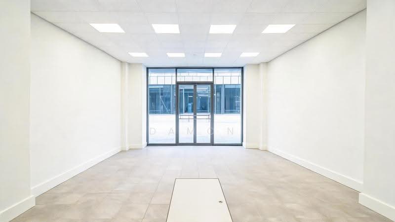Jalan Besar Plaza, 101 Kitchener Road, Farrer Park / Serangoon Rd, 1,150 sqft, Shop / Shophouse For Rent, by Damon Chua, 500257273 - Interior - CommercialGuru.com.sg