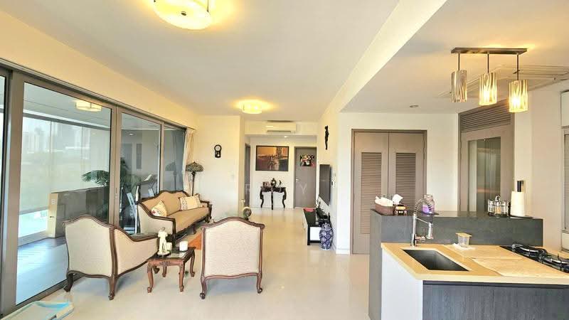 Signature at Lewis, 1 Lewis Road, Tanglin / Holland / Bukit Timah, 5 Bedrooms, 1,841 sqft, Condominium For Sale, by Roy Low, 500257275 - Living Room - PropertyGuru.com.sg