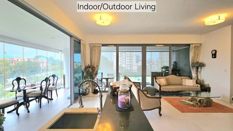 Signature at Lewis, 1 Lewis Road, Tanglin / Holland / Bukit Timah, 5 Bedrooms, 1,841 sqft, Condominium For Sale, by Roy Low, 500257275 - Living Room - PropertyGuru.com.sg