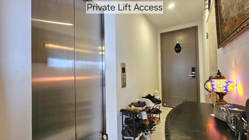 Signature at Lewis, 1 Lewis Road, Tanglin / Holland / Bukit Timah, 5 Bedrooms, 1,841 sqft, Condominium For Sale, by Roy Low, 500257275 - Entrance - PropertyGuru.com.sg