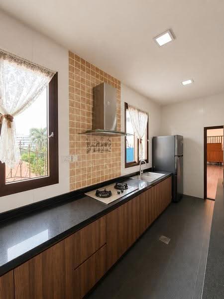 Sembawang Springs Estate, Jalan Salang, Sembawang / Yishun, 4 Bedrooms, 2,238 sqft, Semi-Detached House For Rent, by TJHAI C. (TJ), 500257298 - Kitchen - PropertyGuru.com.sg