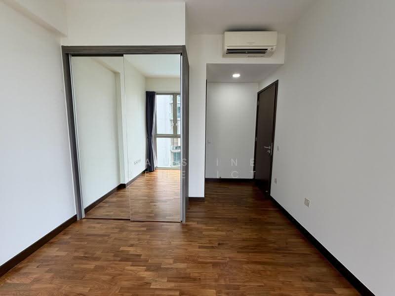 eCO, 281 Bedok South Avenue 3, Bedok / Upper East Coast, 2 Bedrooms, 840 sqft, Condominium For Rent, by Faustine Benedict, 500257306 - Master room wardrobe - PropertyGuru.com.sg