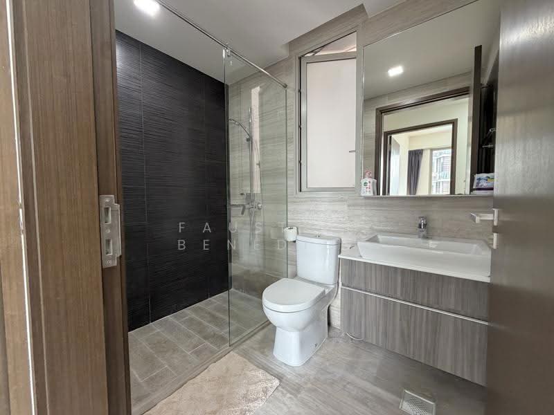 eCO, 281 Bedok South Avenue 3, Bedok / Upper East Coast, 2 Bedrooms, 840 sqft, Condominium For Rent, by Faustine Benedict, 500257306 - Common Bathroom - PropertyGuru.com.sg