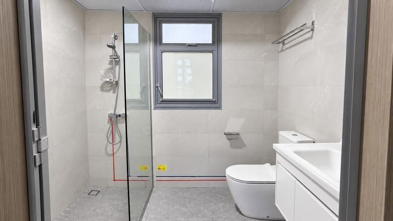 119A Alkaff Crescent, 119A Alkaff Crescent, Macpherson / Potong Pasir, 3 Bedrooms, 1,216 sqft, HDB Flat For Rent, by Cedric Chan, 500257318 - Bathroom - PropertyGuru.com.sg