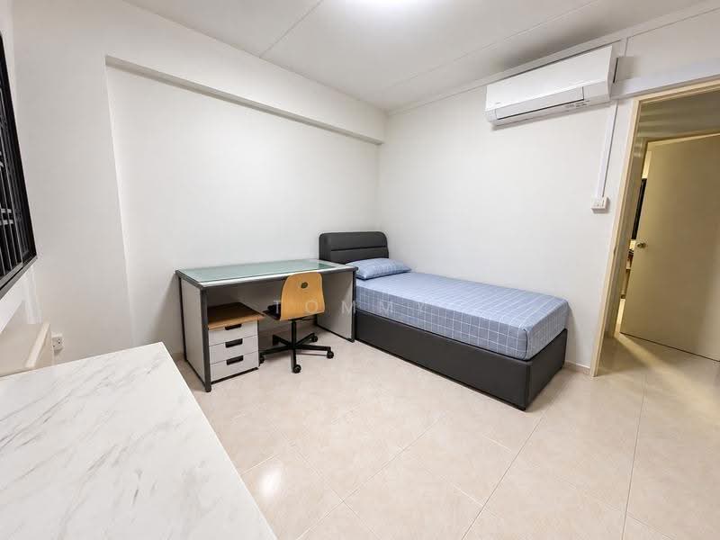 721 Woodlands Circle, 721 Woodlands Circle, Admiralty / Woodlands, 2 Bedrooms, 1,098 sqft, HDB Flat For Rent, by Tommy Lau, 500257324 - Bedroom - PropertyGuru.com.sg