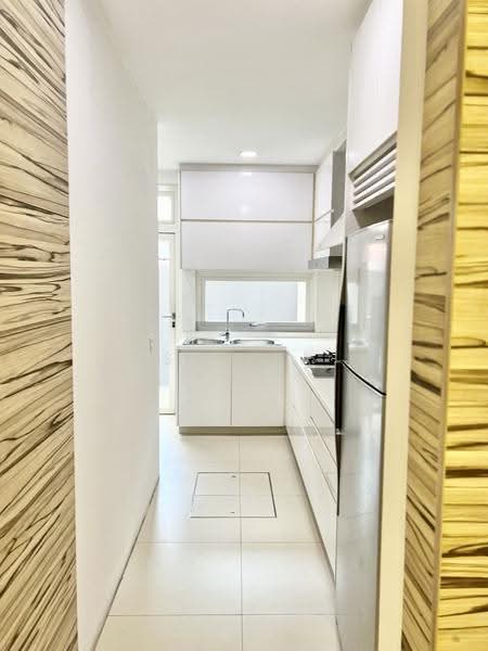 Modern Terrace 3 mins walk to Sixth Ave, Tanglin / Holland / Bukit Timah, 6 Bedrooms, 5,000 sqft, Terraced House For Rent, by Stella Ng, 500257332 - PropertyGuru.com.sg