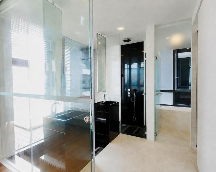 The Trizon, 2 Ridgewood Close, Tanglin / Holland / Bukit Timah, 4 Bedrooms, 2,185 sqft, Condominium For Rent, by Joe Liew (柳政延), 500257335 - Bathroom - PropertyGuru.com.sg