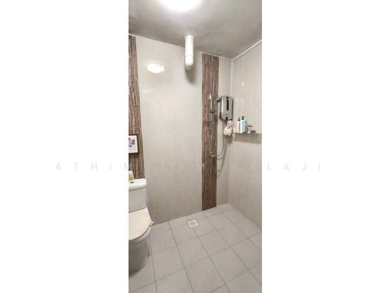 86 Dawson Road, 86 Dawson Road, Alexandra / Commonwealth, 3 Bedrooms, 893 sqft, HDB Flat For Sale, by Athimulam BALAJI, 500257338 - Bathroom - PropertyGuru.com.sg