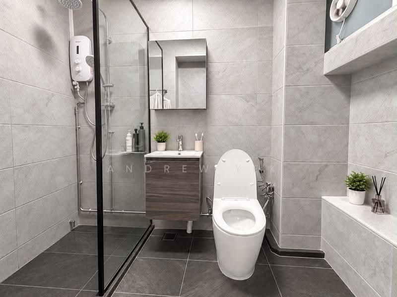 42 Circuit Road, 42 Circuit Road, Macpherson / Potong Pasir, 3 Bedrooms, 1,141 sqft, HDB Flat For Sale, by Andrew Yek, 500257365 - Bathroom - PropertyGuru.com.sg