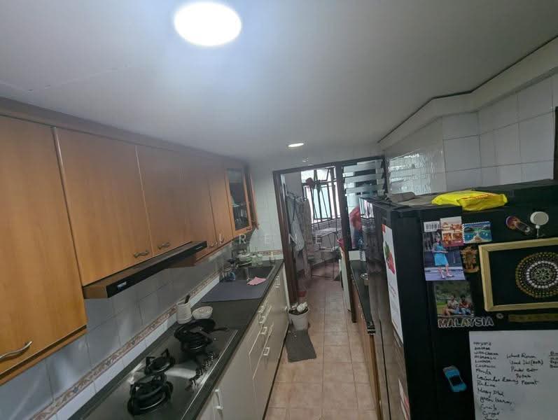 Eastvale, 31 Pasir Ris Drive 3, Pasir Ris / Tampines, 3 Bedrooms, 1,195 sqft, Condominium For Sale, by Irene Goh, 500257375 - Kitchen - PropertyGuru.com.sg