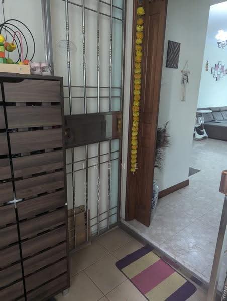 Eastvale, 31 Pasir Ris Drive 3, Pasir Ris / Tampines, 3 Bedrooms, 1,195 sqft, Condominium For Sale, by Irene Goh, 500257375 - Entrance - PropertyGuru.com.sg