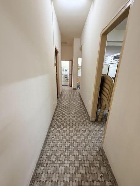 Serangoon Garden Estate, Hougang / Punggol / Sengkang, 3 Bedrooms, 2,200 sqft, Semi-Detached House For Sale, by Joshua Tech, 500257387 - Corridor - PropertyGuru.com.sg
