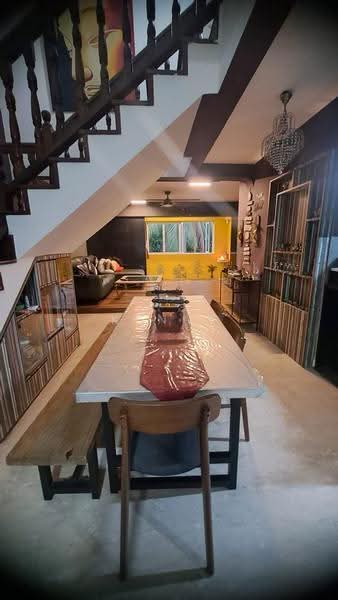 108 Jalan Rajah, 108 Jalan Rajah, Balestier / Toa Payoh, 3 Bedrooms, 1,593 sqft, HDB Flat For Sale, by Kenny Lee, 500257391 - Living Room - PropertyGuru.com.sg
