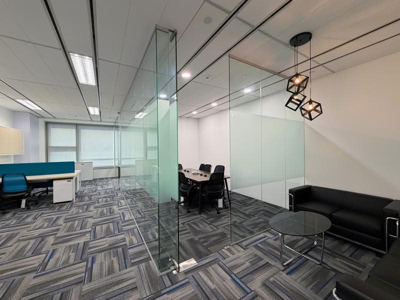 The Heeren, 260 Orchard Road, Orchard / River Valley, 723 sqft, Office For Rent, by Patrick Ong 王鹏若(安仔), 500257394 - Interior - CommercialGuru.com.sg