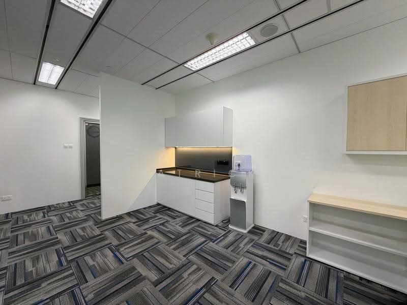 The Heeren, 260 Orchard Road, Orchard / River Valley, 723 sqft, Office For Rent, by Patrick Ong 王鹏若(安仔), 500257394 - Interior - CommercialGuru.com.sg