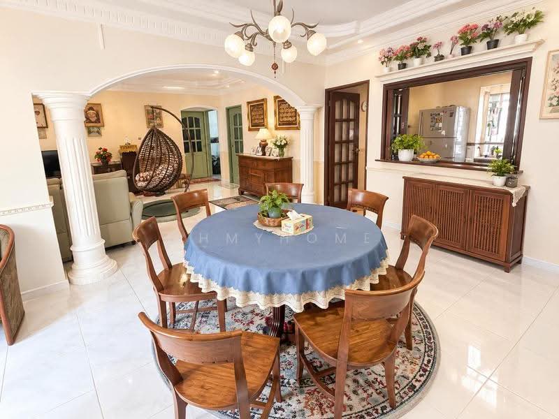 318 Tampines Street 33, 318 Tampines Street 33, Pasir Ris / Tampines, 3 Bedrooms, 1,399 sqft, HDB Flat For Sale, by BEN CHEE, 500257399 - Dining Room - PropertyGuru.com.sg