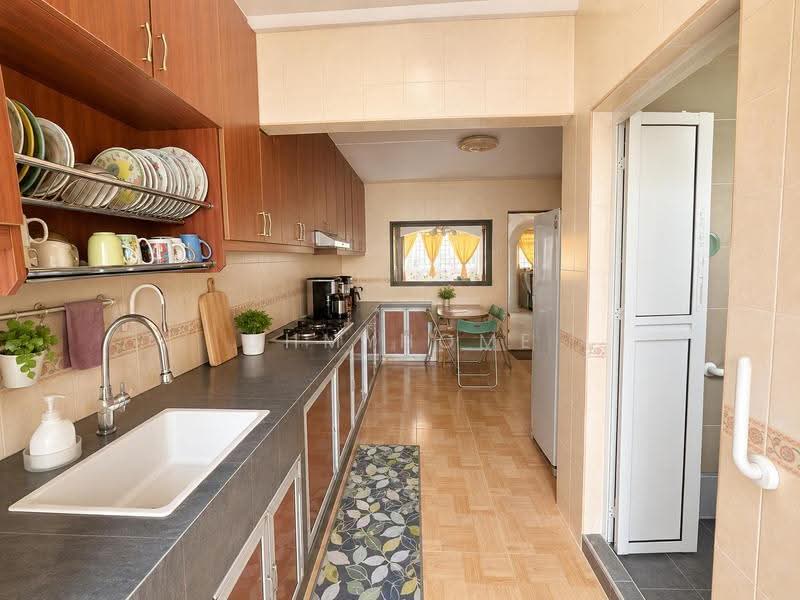 318 Tampines Street 33, 318 Tampines Street 33, Pasir Ris / Tampines, 3 Bedrooms, 1,399 sqft, HDB Flat For Sale, by BEN CHEE, 500257399 - Kitchen - PropertyGuru.com.sg
