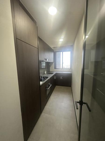Midtown Modern, 16 Tan Quee Lan Street, Beach Road / Bugis / Rochor, 3 Bedrooms, 1,066 sqft, Condominium For Sale, by Mark Teo, 500257427 - Kitchen - PropertyGuru.com.sg