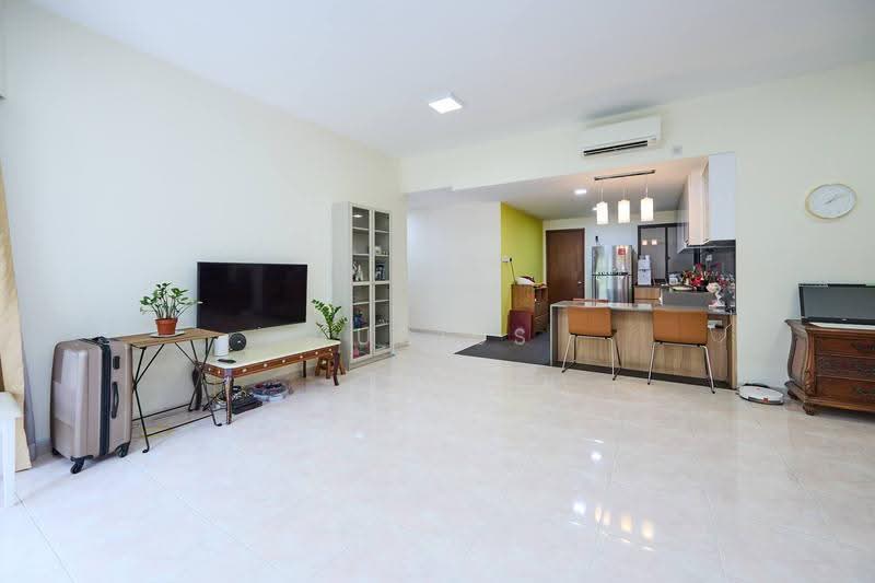 Chiltern Park, 133 Serangoon Avenue 3, Hougang / Punggol / Sengkang, 2 Bedrooms, 1,302 sqft, Condominium For Sale, by Lucius Chua, 500257430 - Living Room - PropertyGuru.com.sg