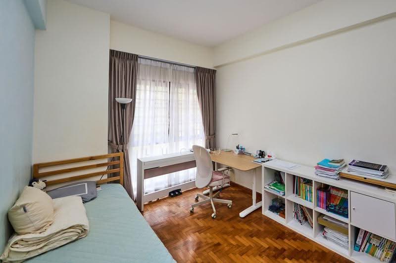 Chiltern Park, 133 Serangoon Avenue 3, Hougang / Punggol / Sengkang, 2 Bedrooms, 1,302 sqft, Condominium For Sale, by Lucius Chua, 500257430 - Bedroom - PropertyGuru.com.sg