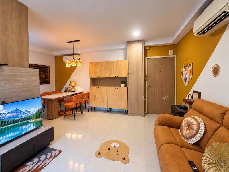 Chapel Court, 27A Sea Avenue, East Coast / Marine Parade, 3 Bedrooms, 807 sqft, Condominium For Sale, by Alex Toh C W, 500257434 - Living Room - PropertyGuru.com.sg