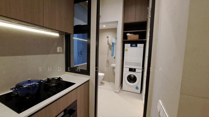 Amberwood at Holland, Tanglin / Holland / Bukit Timah, 4 Bedrooms, 1,227 sqft, Condominium For Sale, by Suden Clarissa Li Huang, 500257464 - Kitchen - PropertyGuru.com.sg