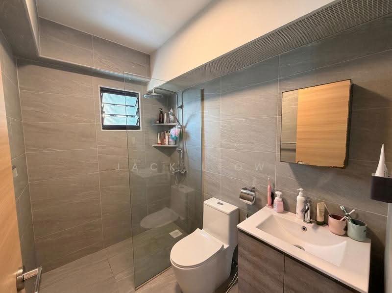 264A Punggol Way, 264A Punggol Way, Hougang / Punggol / Sengkang, 3 Bedrooms, 1,206 sqft, HDB Flat For Sale, by Jack Leow, 500257491 - Bathroom - PropertyGuru.com.sg