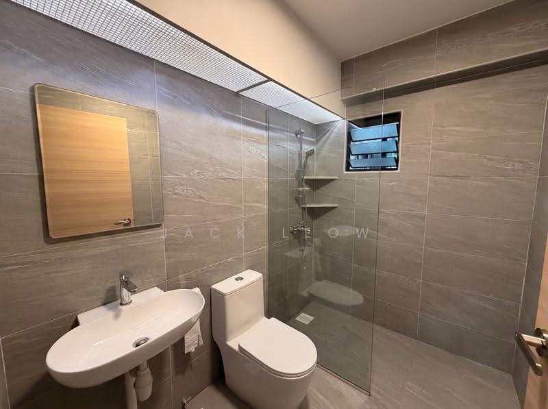 264A Punggol Way, 264A Punggol Way, Hougang / Punggol / Sengkang, 3 Bedrooms, 1,206 sqft, HDB Flat For Sale, by Jack Leow, 500257491 - Bathroom - PropertyGuru.com.sg