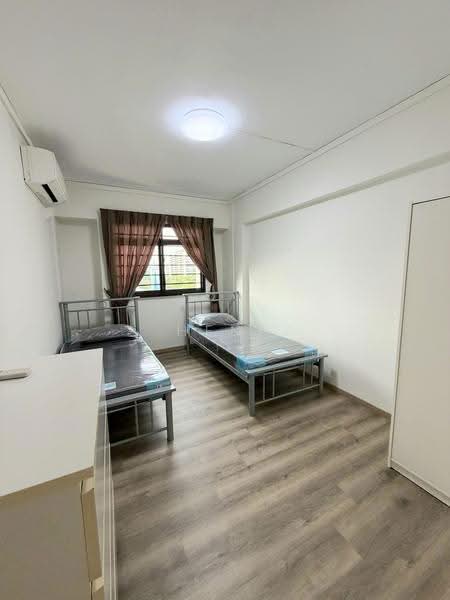 194 Rivervale Drive, 194 Rivervale Drive, Hougang / Punggol / Sengkang, 3 Bedrooms, 980 sqft, HDB Flat For Rent, by Heni Muljati, 500257499 - Bedroom - PropertyGuru.com.sg