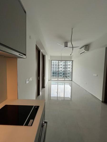 Grand Dunman, 18 Dunman Road, East Coast / Marine Parade, 1 Bedroom, 300 sqft, Condominium For Rent, by Terence Tan, 500257500 - Living Room - PropertyGuru.com.sg