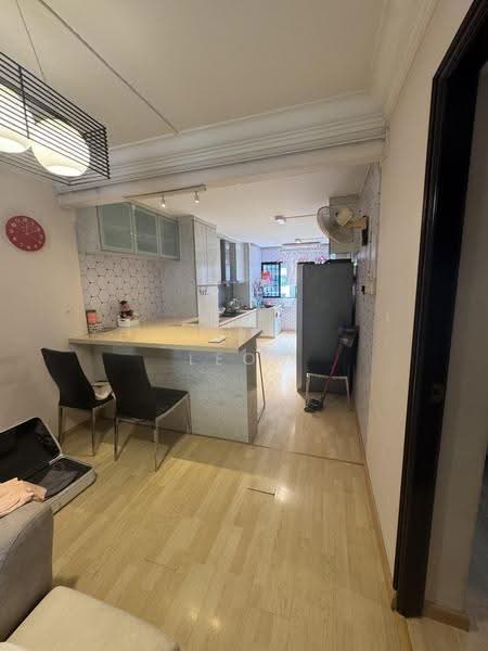 202 Bedok North Street 1, 202 Bedok North Street 1, Bedok / Upper East Coast, 2 Bedrooms, 721 sqft, HDB Flat For Sale, by Leon Ching, 500257501 - Kitchen - PropertyGuru.com.sg