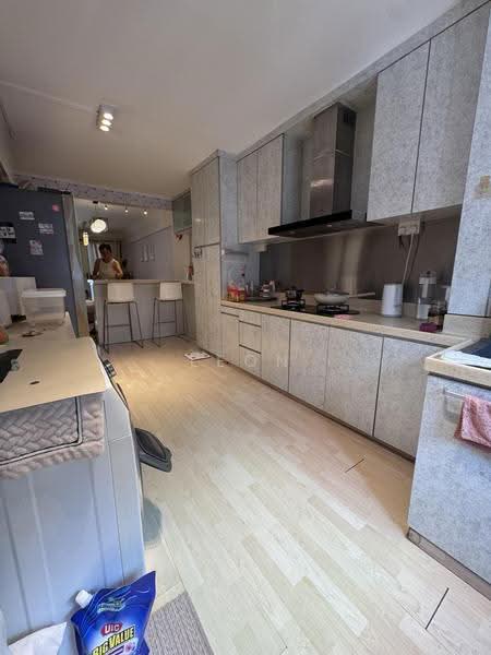 202 Bedok North Street 1, 202 Bedok North Street 1, Bedok / Upper East Coast, 2 Bedrooms, 721 sqft, HDB Flat For Sale, by Leon Ching, 500257501 - Kitchen - PropertyGuru.com.sg