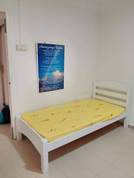 450 Jurong West Street 42, 450 Jurong West Street 42, Boon Lay / Jurong / Tuas, Room Rental, 100 sqft, HDB Flat For Rent, by Aiden Chong, 500257502 - Bedroom - PropertyGuru.com.sg