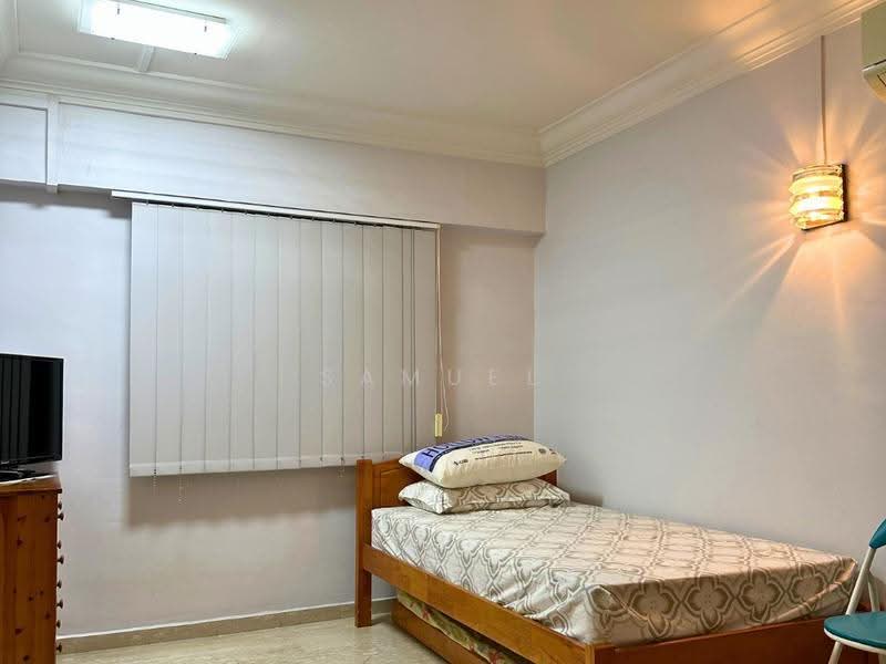 219 Ang Mo Kio Avenue 1, 219 Ang Mo Kio Avenue 1, Ang Mo Kio / Bishan / Thomson, 2 Bedrooms, 721 sqft, HDB Flat For Sale, by Samuel Chau, 500257509 - Bedroom - PropertyGuru.com.sg