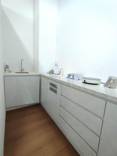 Primz Bizhub, 21 Woodlands Close singapore, Admiralty / Woodlands, 1,152 sqft, Office For Rent, by James Lee, 500257512 - Pantry - CommercialGuru.com.sg